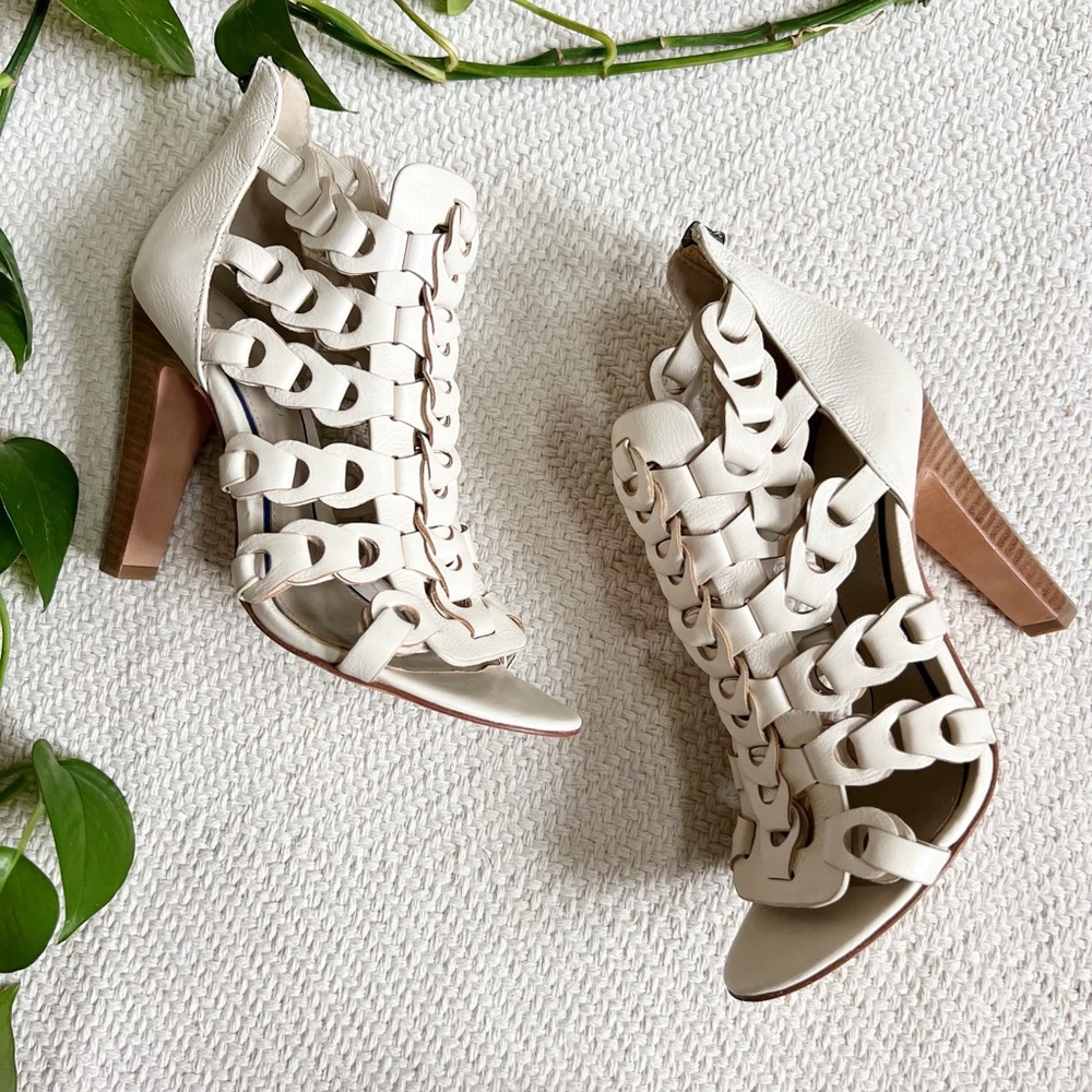 Elie Tahari Artisan Gladiator Open Toe Heels in Eggshell White size 6.5